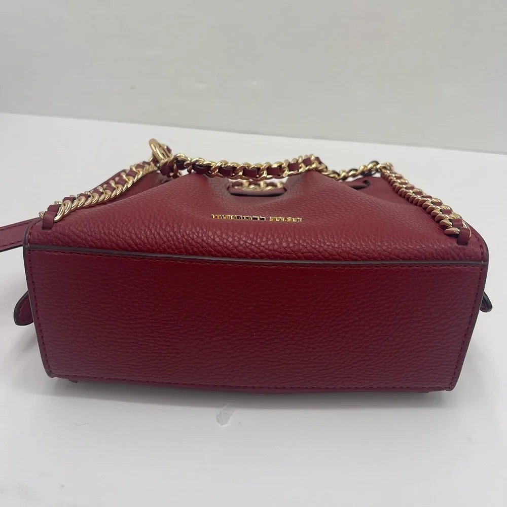 MICHAEL KORS Mina Small Chain Crossbody XBody Bag Belt Chain Inlay
Cherry
NWT - Picture 5 of 16